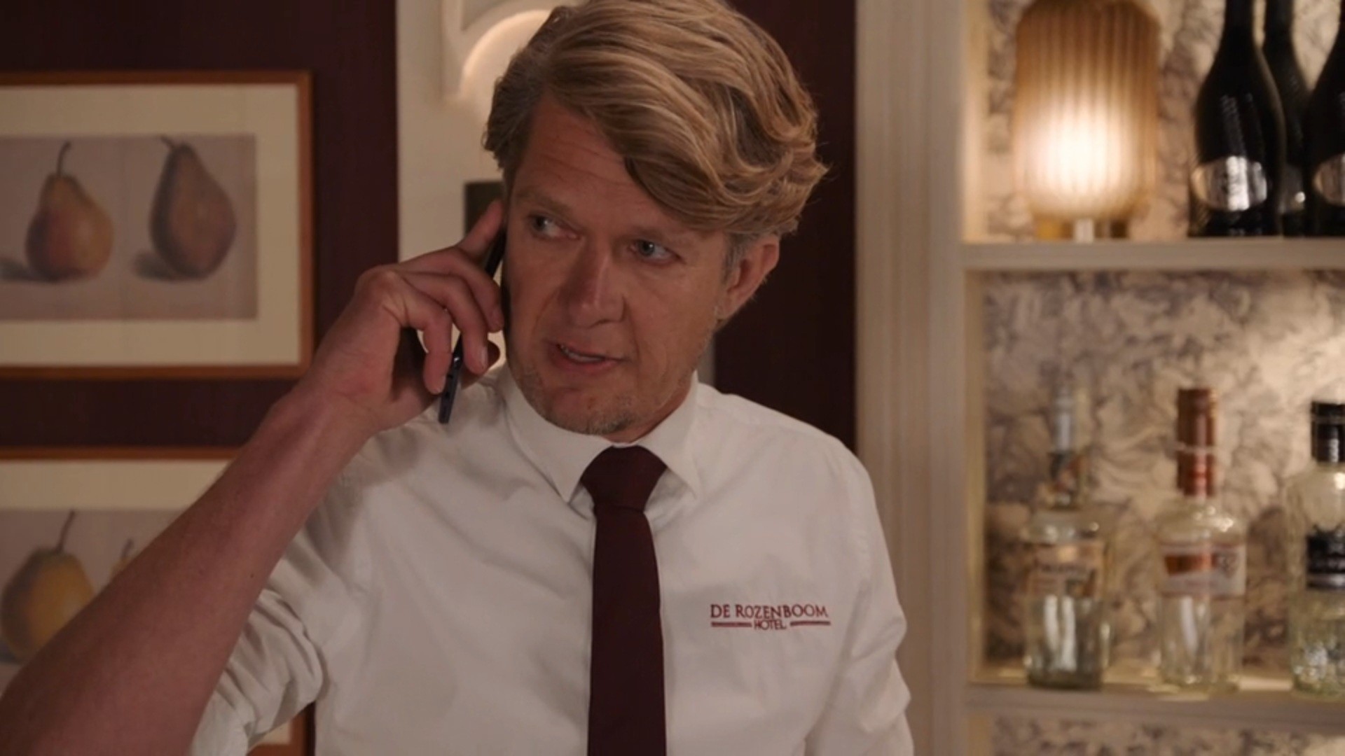 Marcel is onbedoeld indiscreet.